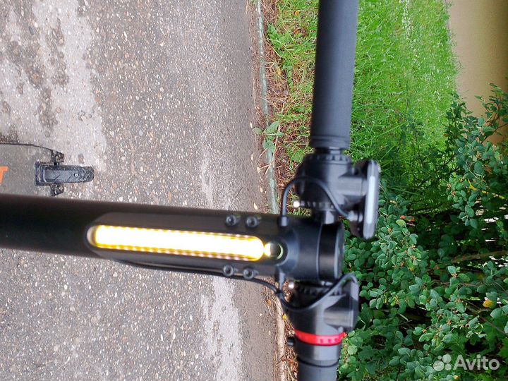 Электро самокат ховер бот