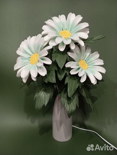 Светильник ромашки в вазе