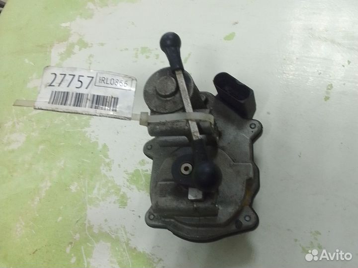 Механизм изменения длины впускного коллектора Volk