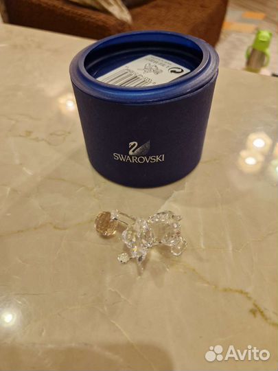 Swarovski 631856 Фигурка котенка c мотком шерсти