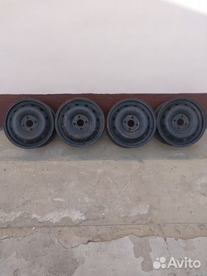 Диски от ларгуса