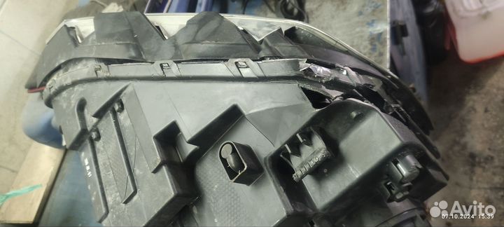 Фары левая KIA Mohave