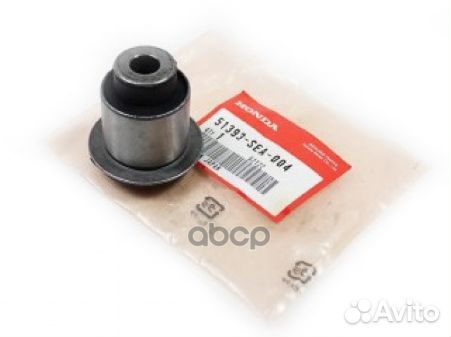 Сайлентблок 51393-SEA-004 honda