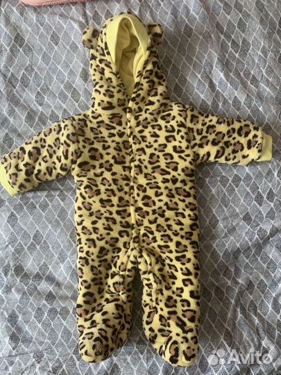 Комбинезоны для новорожденной девочки