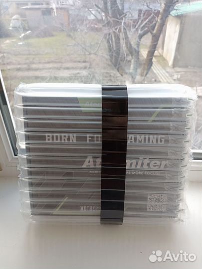 Процессор Xeon 2620 v2