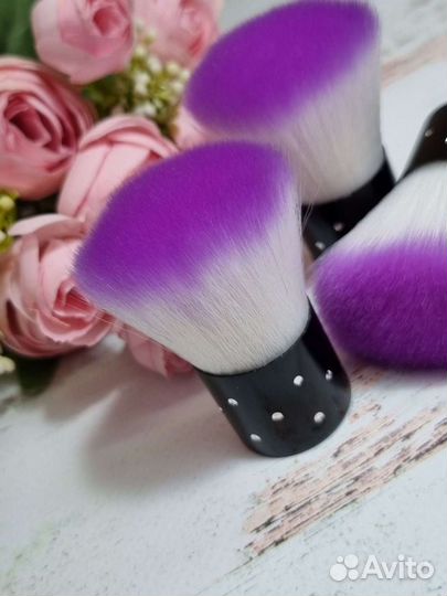 Кисточка-пушистик для смётки опила