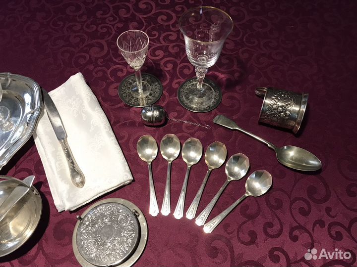 Посеребренные ложки, подставки, рюмки