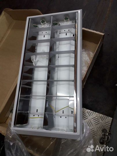 Светильник потолочный