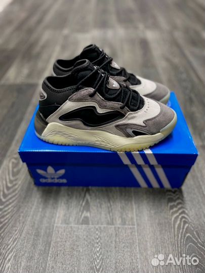 Кроссовки Adidas Streetball