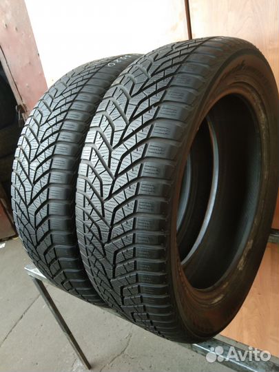 Yokohama BluEarth Winter V905 235/55 R20