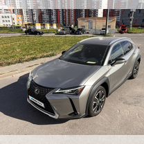 Lexus UX 2.0 CVT, 2019, 70 300 км, с пробегом, цена 2 850 000 руб.