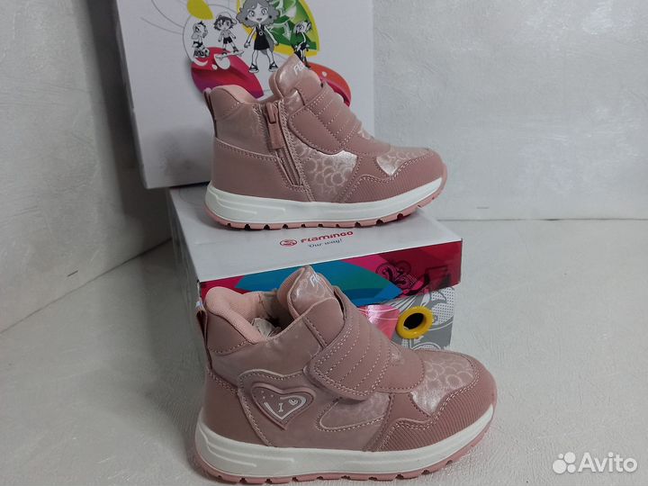Ботинки демисезонные для девочки Новые размер 27