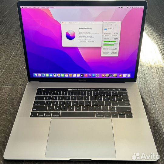 Apple MacBook Pro 15 2016 touhbar i7 16 ram 512gb