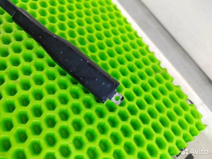 Поводок стеклоочистителя передний левый Bmw