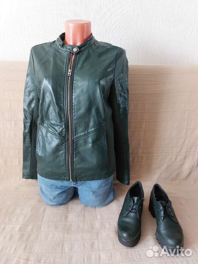 Куртка и ботинки