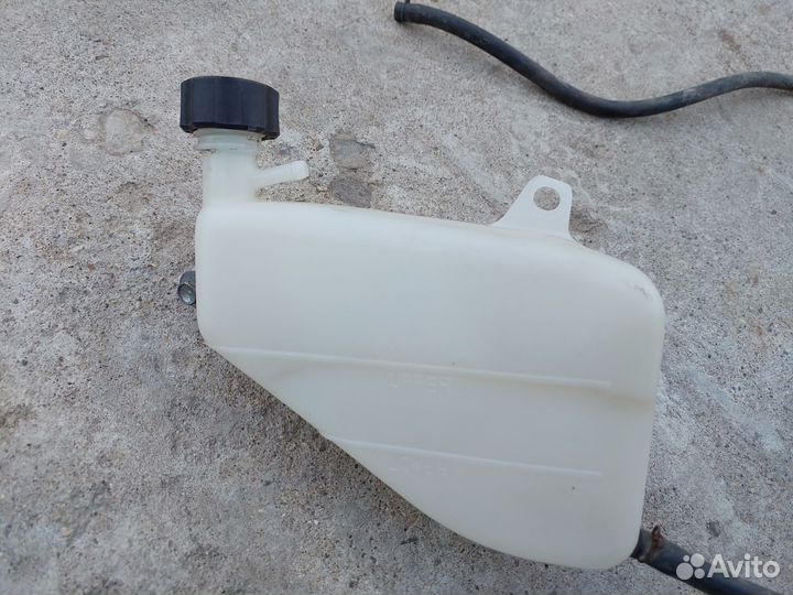 Расширительный бачек honda africa twin XRV750