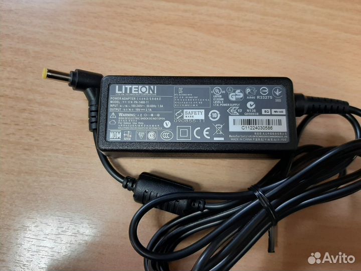Новый адаптер питания liteon 19V 2.1A