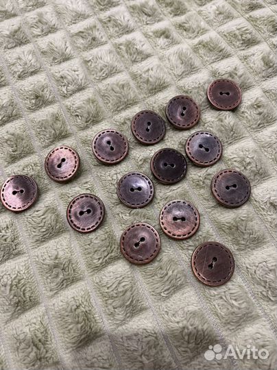 Пуговицы