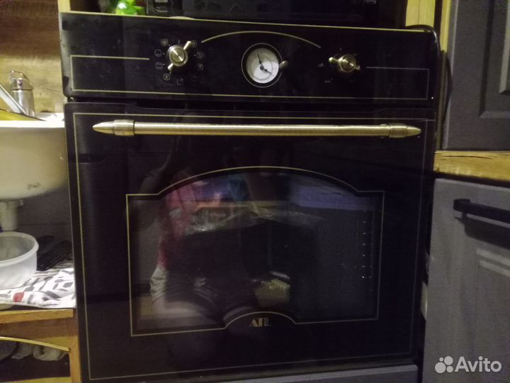 Духовой шкаф