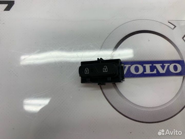 Кнопка центрального замка Volvo V60 S60 31318990