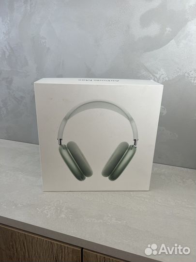 Коробка от наушников Apple AirMax green