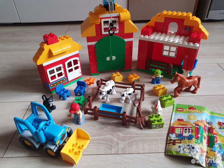 Lego duplo 10525 Большая ферма и Конюшня