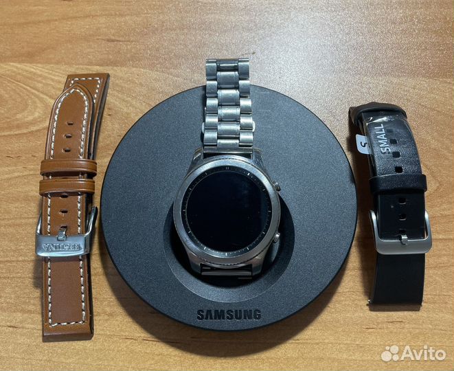 Продаю смарт-часы Samsung Gear s3 classic