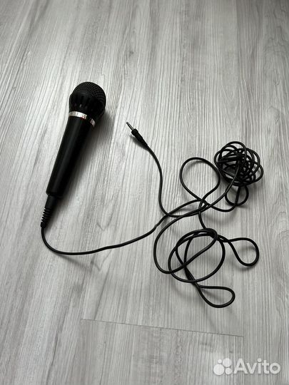 Микрофон проводной Sony для караоке