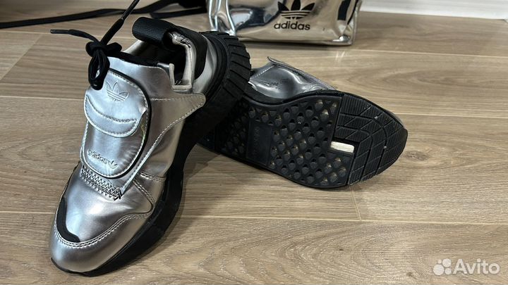 Кроссовки женские adidas