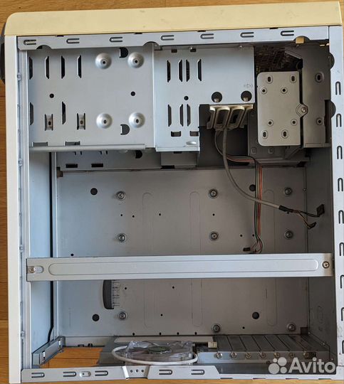 Компьютерный корпус Inwin