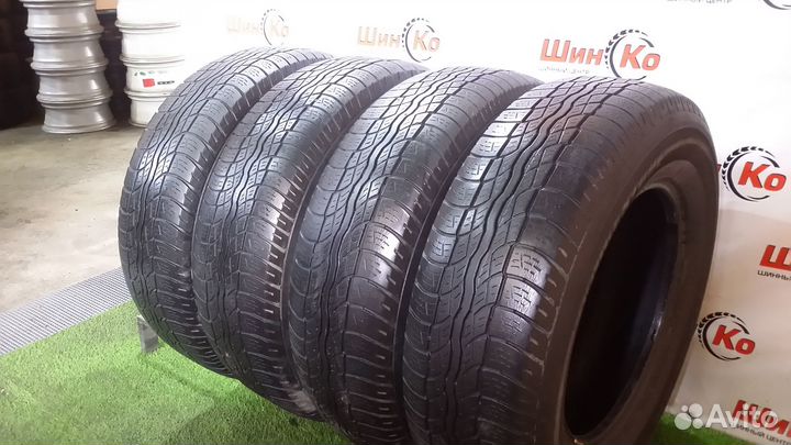 Bridgestone Dueler H/T 687 225/70 R16