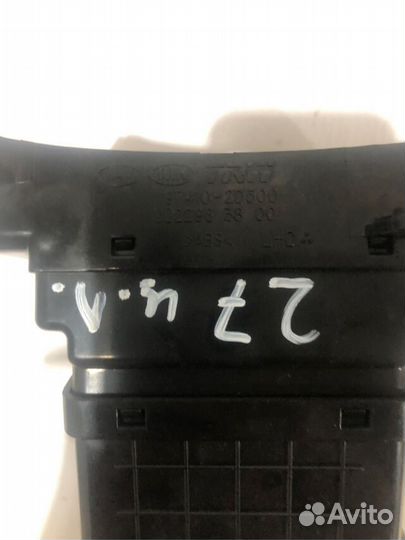 Дефлектор центральный левый hyundai elantra XD 1.6