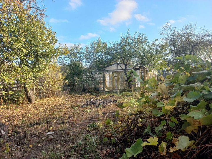 Дача 15 м² на участке 4 сот.