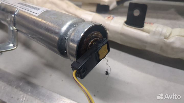 Подушка безопасности боковая правая Mitsubishi Grandis, 2007