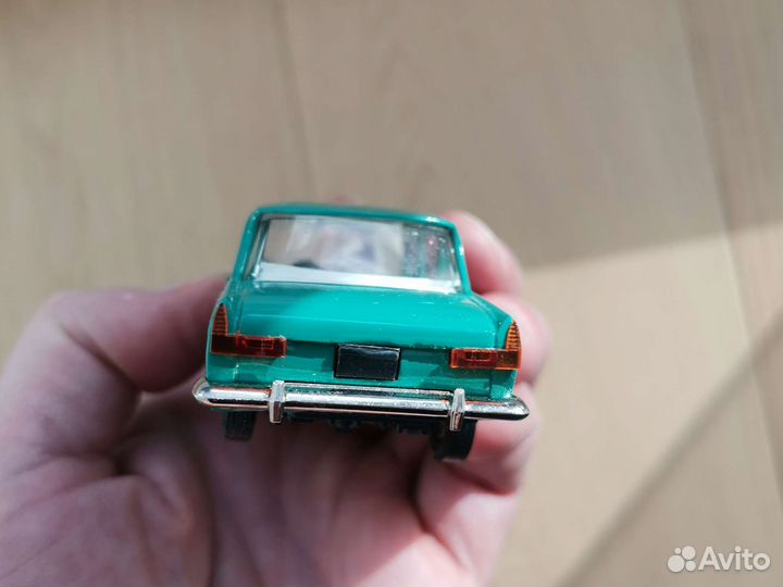 Модель автомобиля Москвич 408