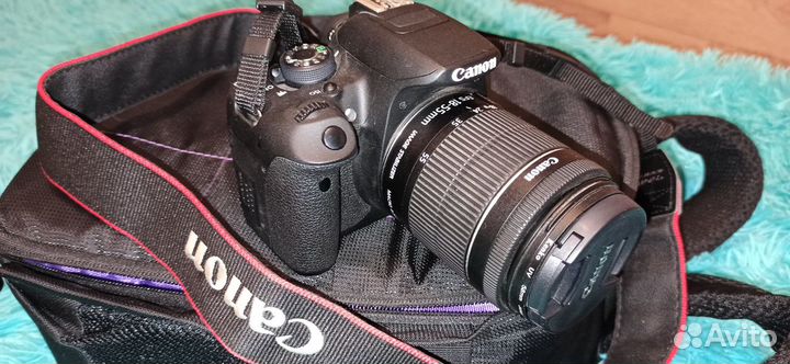Фотоаппарат Canon EOS 700D в комплекте