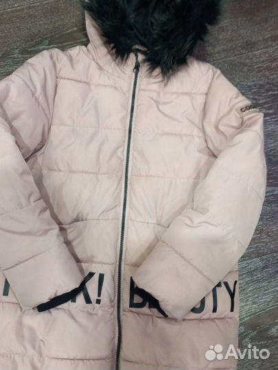 Зимняя куртка для девочки с капюшоном