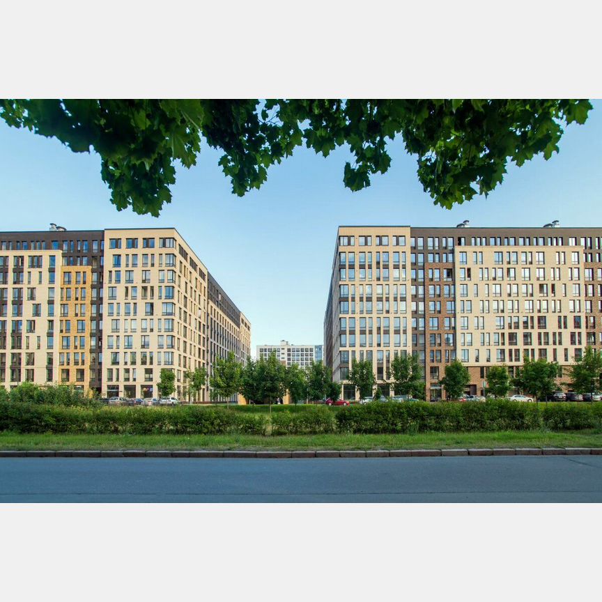 2-к. квартира, 67,4 м², 2/10 эт.