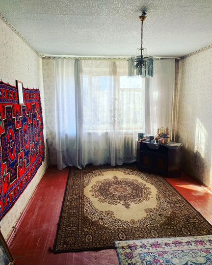 Комната 14 м² в 1-к., 1/5 эт.