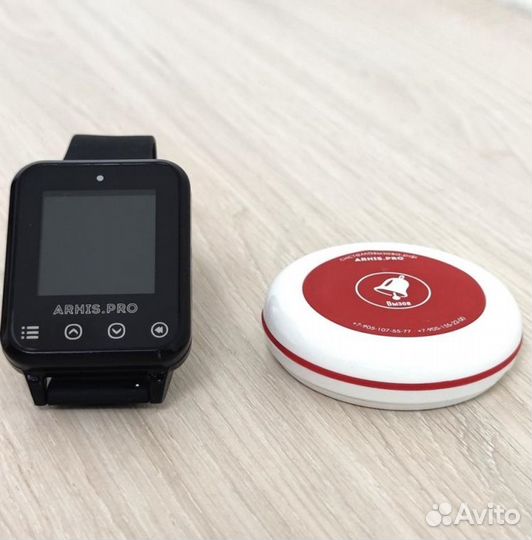 Кнопка вызова официанта и часы пейджер Элит