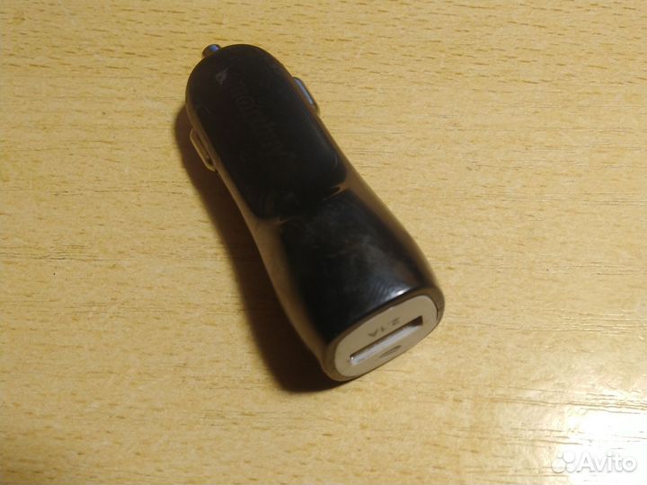 Автомобильное зарядное устройство SmartBuy nova MK