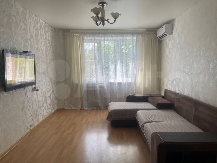 2-к. квартира, 53 м², 3/9 эт.