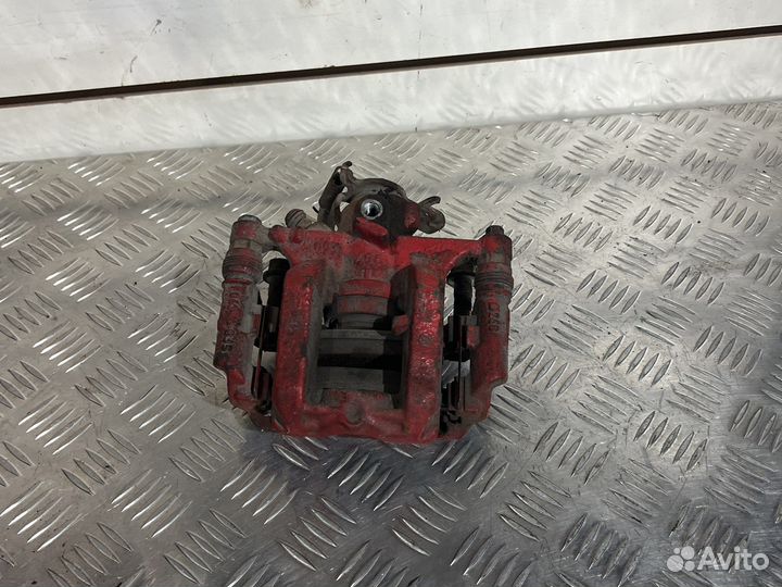 Суппорт задний правый chevrolet cruze