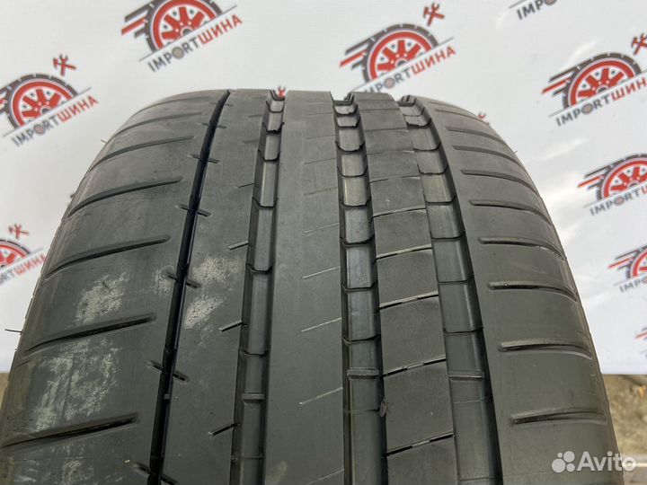 Michelin Pilot Super Sport 255/40 R18