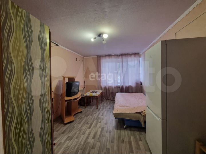 Комната 17,6 м² в 8-к., 3/9 эт.