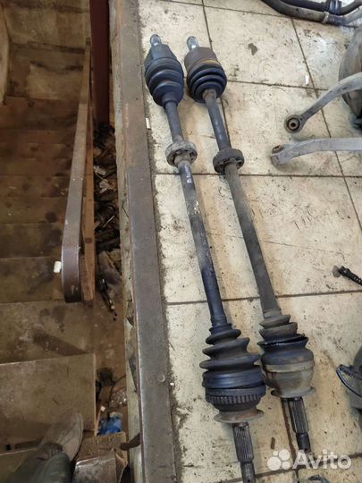 Привод передний правый Hyundai Sonata 5 2001-2013