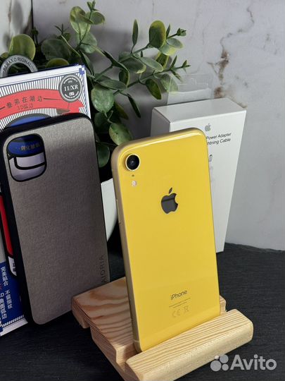 iPhone Xr, 64 ГБ