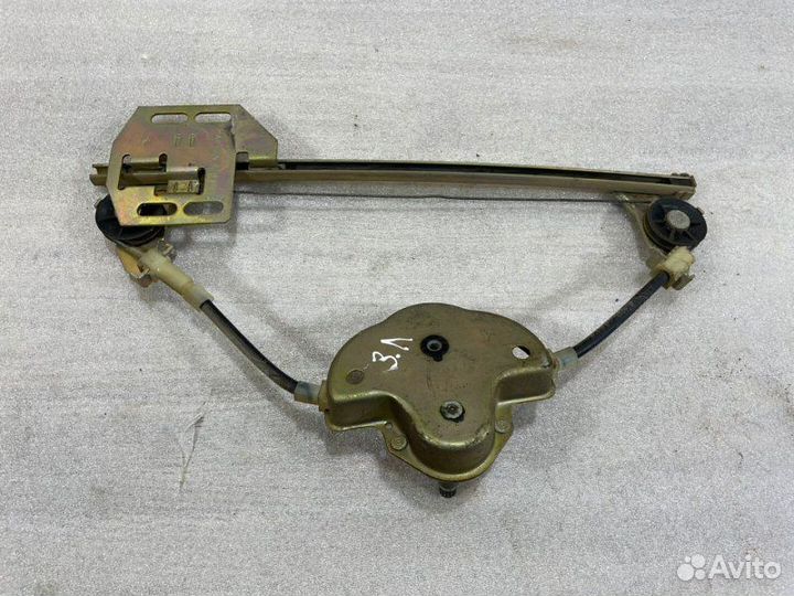 Стеклоподъемник задний левый Chevrolet Niva