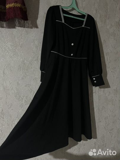 Платье женское