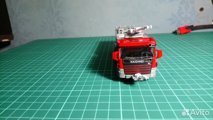 Модели в масштабе 1/50 kaidiwei